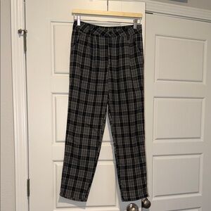 dark plaid trousers with pockets